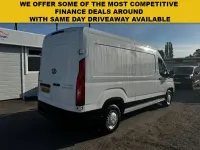 Usado Maxus V90 163 HP (119 kW) 2023 Branco Van