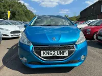 Used Peugeot 208 Active 95 HP (69 kW) 2012 Blue Hatchback
