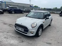Begagnad Mini Cooper D Hatch 2017 Silver Halvkombi