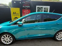 Used Ford Fiesta Titanium 125 HP (91 kW) 2017 Blue Hatchback