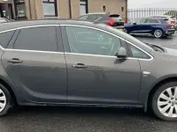 Gebraucht Vauxhall Astra Elite 115 PS (84 kW) 2014 Grau Kleinwagen