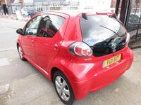 Used Toyota Aygo 68 HP (50 kW) 2011 Red Hatchback