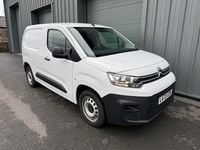 Used Citroën Berlingo 100 HP (73 kW) 2022 White MPV