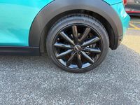 Begagnad Mini Cooper Cabriolet 2017 Turkos Cab