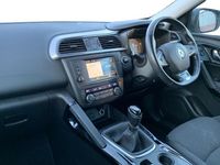 used Renault Kadjar DIESEL HATCHBACK 1.5 dCi Dynamique Nav 5dr [LED daytime running lights, Cruise control + speed limiter, Fingertip controls for audio system]