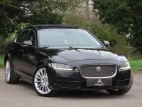 Używany Jaguar XE Portfolio 240 KM (176 kW) 2017 Czarny Sedan/Limuzyna
