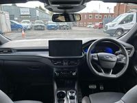 Used Ford Kuga ST-Line 177 HP (130 kW) 2024 Silver SUV