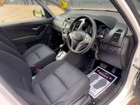 Used Hyundai ix20 Active 2015 White Hatchback