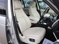 Used Land Rover Range Rover Autobiography 339 HP (249 kW) 2017 Gold SUV