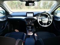 Used Ford Focus Zetec 95 HP (69 kW) 2019 Grey Estate