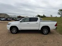 Used Toyota HiLux 150 HP (110 kW) 2020 White Pickup