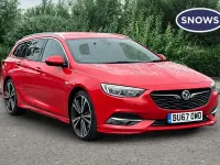 Used Vauxhall Insignia SRi 170 HP (125 kW) 2017 Red Estate