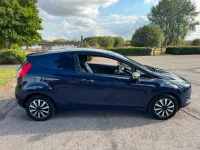 Used Ford Fiesta 95 HP (69 kW) 2015 Blue Hatchback