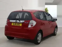 Used Honda Jazz Hybrid 102 HP (75 kW) 2011 Red Hatchback