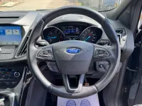 Usado Ford Kuga ST-Line 2018 Gris SUV