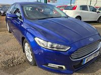 Used Ford Mondeo Zetec 120 HP (88 kW) 2017 Blue Hatchback