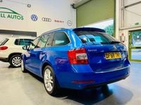 Used Skoda Octavia SE L 115 HP (84 kW) 2019 Blue Estate