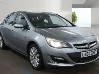 Used Vauxhall Astra 115 HP (84 kW) 2012 Silver Hatchback