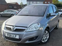 Second-hand Vauxhall Zafira Elite 2011 Argintiu Monovolum