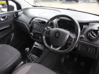Used Renault Captur Dynamique 90 HP (66 kW) 2016 Black SUV