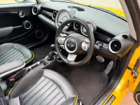 Begagnad Mini Cooper S Hatch 2007 Vit Halvkombi