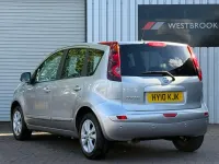 Używany Nissan Note Acenta 110 KM (80 kW) 2010 Srebrny Minivan