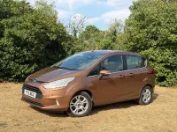 Used Ford B-MAX Zetec 90 HP (66 kW) 2013 Gold MPV