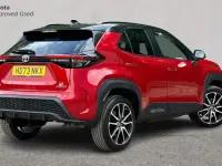 Used Toyota Yaris Hybrid Sport 116 HP (85 kW) 2023 Scarlet flare bitone SUV