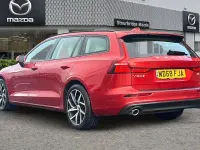 Usado Volvo V60 Momentum 250 CV (183 kW) 2018 Rojo Familiar