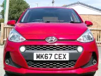Used Hyundai i10 Premium 66 HP (48 kW) 2017 Red Hatchback