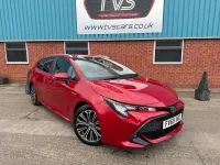 Usado Toyota Corolla Design 184 CV (135 kW) 2020 Rojo Familiar