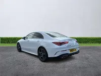 Begagnad Mercedes CLA200 Executive 2023 Vit Sportkupé