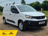 Used Peugeot Partner 2019 White MPV