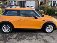 Usado Mini ONE Hatch 2014 Naranja Utilitario