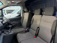 Used Peugeot Partner Premium 100 HP (73 kW) 2022 White MPV