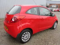 Usado Ford Ka 69 HP (50 kW) 2015 Vermelho Citadino