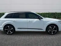 Used Audi Q7 Black Edition 228 HP (167 kW) 2022 White SUV
