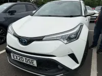Used Toyota C-HR 122 HP (89 kW) 2020 White SUV