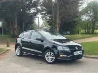 Begagnad VW Polo SE 2014 Svart Halvkombi