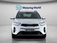 Used Kia Stonic 99 HP (72 kW) 2021 White SUV