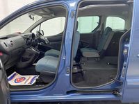 Used Citroën Berlingo Feel 100 HP (73 kW) 2017 Blue MPV