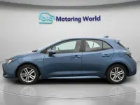 Used Toyota Corolla 122 HP (89 kW) 2020 Blue Hatchback