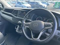 Begagnad VW Transporter Highline 2023 Blå Van