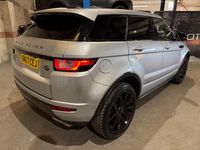 Used Land Rover Range Rover evoque HSE Dynamic 180 HP (132 kW) 2017 Silver SUV