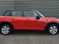 Używany Mini Cooper Hatch 136 KM (100 kW) 2018 Hatchback