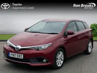 Used Toyota Auris Hybrid Business Edition 2017 Red Hatchback