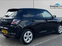 Begagnad Suzuki Swift 82 HK (60 kW) 2024 Svart Halvkombi