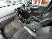 Used Volvo XC40 R-Design 197 HP (144 kW) 2021 Red SUV