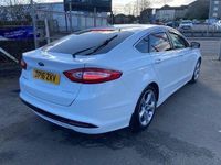 Usado Ford Mondeo Titanium 150 HP (110 kW) 2016 Branco Citadino