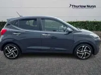 Gebraucht Hyundai i10 Premium 63 PS (46 kW) 2025 Grau Kleinwagen